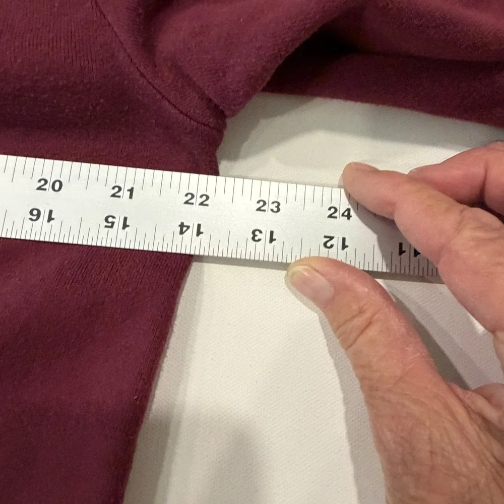 True Religion Men's M Burgundy Logo Sweatshirt Y2K Streetwear Oversized Crewneck